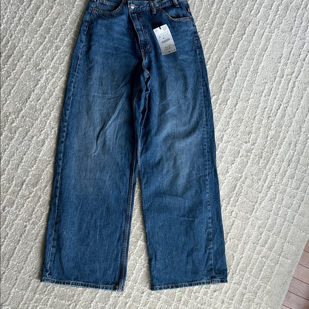 Zara Relaxed Fit Blue Jeans